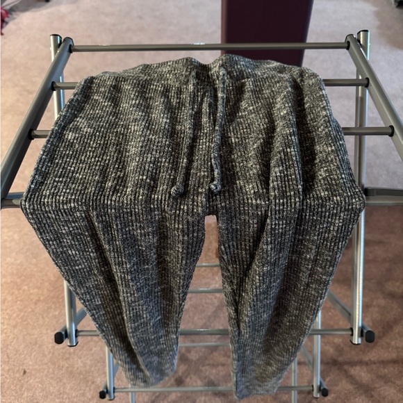 Gymshark Slounge Set - Picture 2 of 2